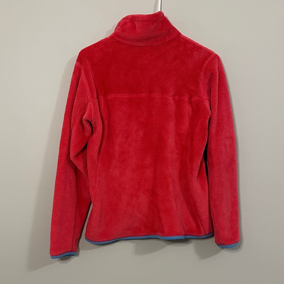 Patagonia Women’s Coral and Blue Fleece Pullover - Picture 3 of 3